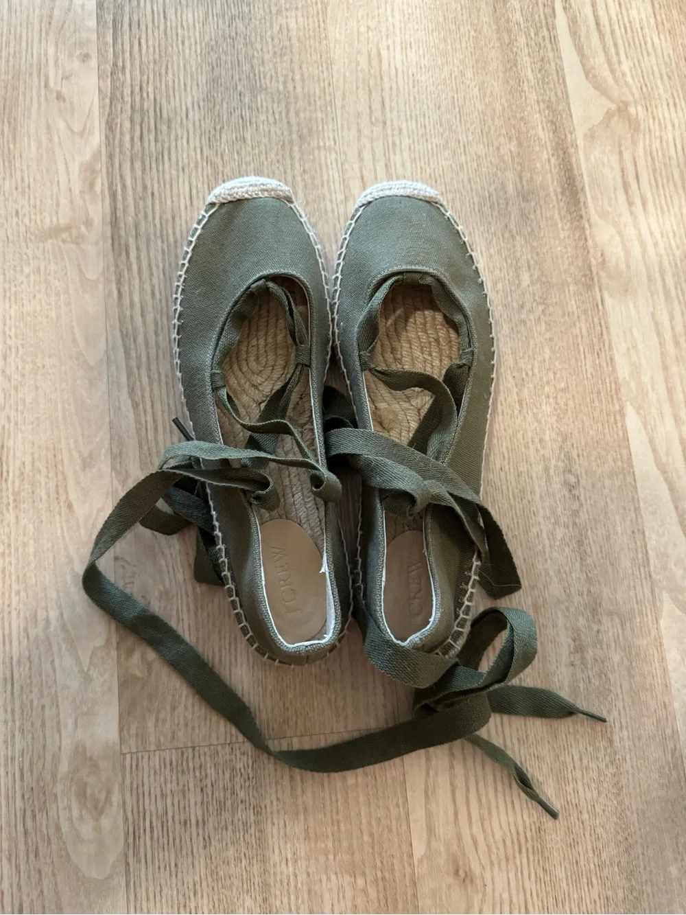 J. Crew Olive Green  Canvas Espadrille Lace-Up Flats with Jute Sole Size 9